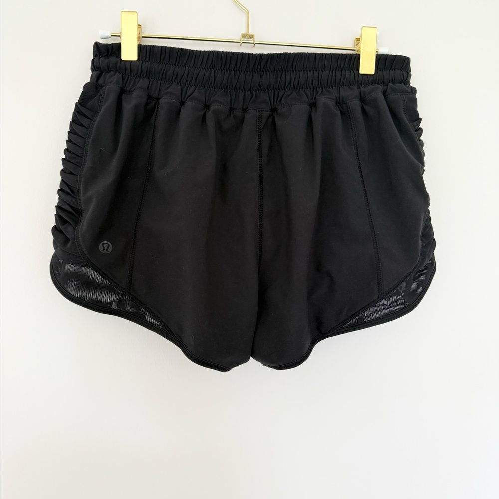 Lululemon Black Women's Shorts - Picture 4 of 4